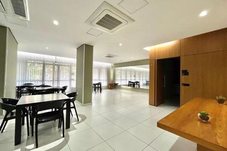 Apartamento para alugar com 55m², 2 quartos e 1 vaga Apartamento para alugar com 55m², 2 quartos e 1 vagaÁrea comum - Salão de festas