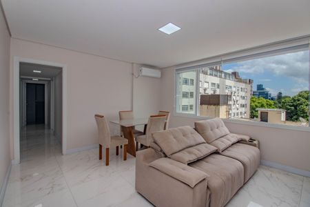 Sala de apartamento à venda com 3 quartos, 93m² em Santana, Porto Alegre