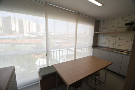 Sala de apartamento para alugar com 2 quartos, 72m² em Jardim do Lago, Campinas