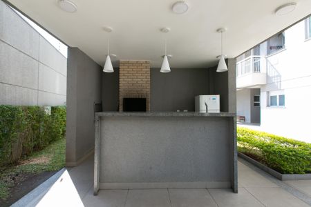 Apartamento para alugar com 45m², 2 quartos e 1 vagaÁrea comum - Churrasqueira