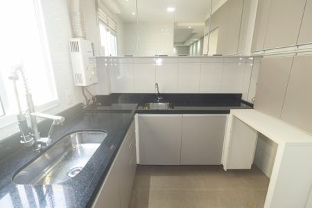 Apartamento para alugar com 47m², 2 quartos e 1 vagaCozinha e Área de Serviço