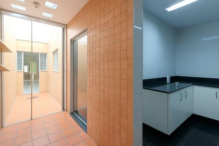 Casa à venda com 150m², 3 quartos e 1 vaga Casa à venda com 150m², 3 quartos e 1 vagaÁrea externa