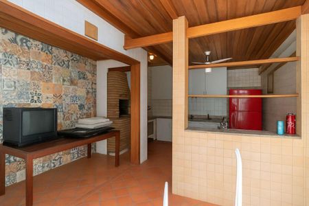 Casa à venda com 150m², 3 quartos e 1 vaga Casa à venda com 150m², 3 quartos e 1 vagaÁrea externa