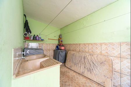 Casa à venda com 120m², 2 quartos e 2 vagas Casa à venda com 120m², 2 quartos e 2 vagasÁrea de Serviço