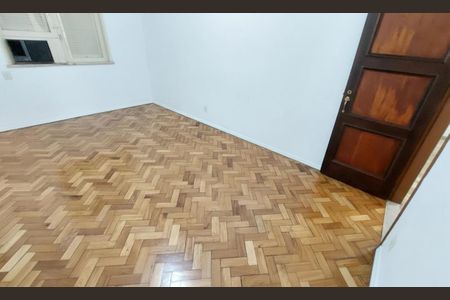 Sala de apartamento para alugar com 4 quartos, 110m² em Tijuca, Rio de Janeiro