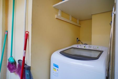 Apartamento para alugar com 76m², 2 quartos e sem vaga Apartamento para alugar com 76m², 2 quartos e sem vagaÁrea de serviço