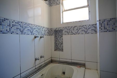 Apartamento para alugar com 76m², 2 quartos e sem vaga Apartamento para alugar com 76m², 2 quartos e sem vagaBanheiro suíte