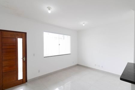 Casa para alugar com 69m², 2 quartos e 1 vagaSala/Cozinha