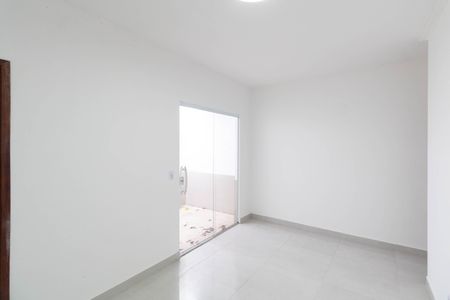 Casa para alugar com 69m², 2 quartos e 1 vagaQuarto 2