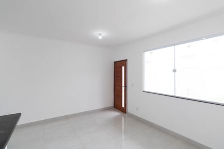Casa para alugar com 69m², 2 quartos e 1 vagaSala/Cozinha