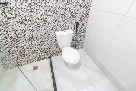 Casa para alugar com 69m², 2 quartos e 1 vagaBanheiro do Quarto 2