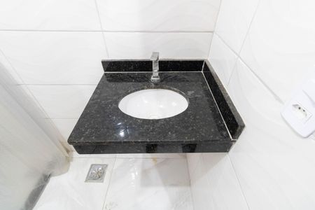 Casa para alugar com 69m², 2 quartos e 1 vagaBanheiro Social