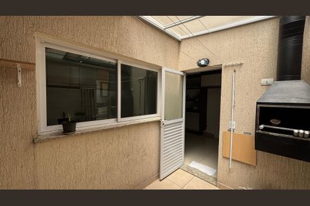 Apartamento para alugar com 63m², 2 quartos e 1 vagaÁrea de Serviço