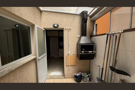 Apartamento para alugar com 63m², 2 quartos e 1 vagaÁrea de Serviço