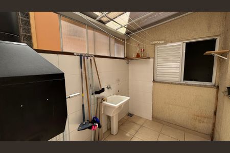 Apartamento para alugar com 63m², 2 quartos e 1 vagaÁrea de Serviço