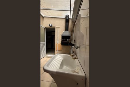 Apartamento para alugar com 63m², 2 quartos e 1 vagaÁrea de Serviço