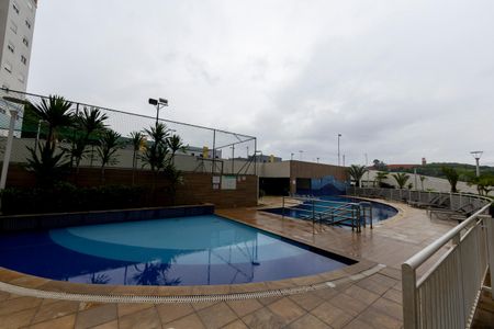 Apartamento para alugar com 62m², 3 quartos e 1 vagaÁrea comum - Piscina