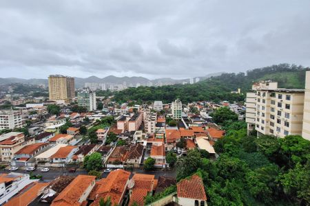 Vista Sala de apartamento para alugar com 2 quartos, 70m² em Fonseca, Niterói
