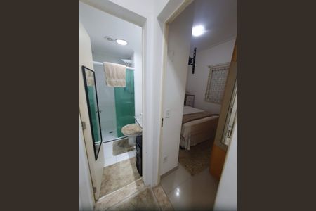 Banheiro de apartamento para alugar com 1 quarto, 34m² em Canhema, Diadema