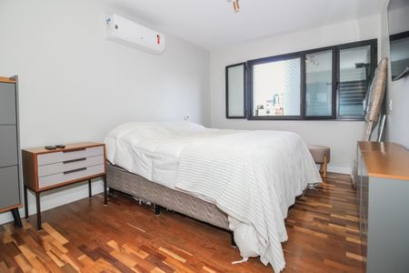 Apartamento para alugar com 172m², 4 quartos e 3 vagas Apartamento para alugar com 172m², 4 quartos e 3 vagasSuíte 1