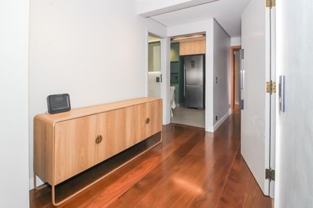 Apartamento para alugar com 172m², 4 quartos e 3 vagas Apartamento para alugar com 172m², 4 quartos e 3 vagasHall