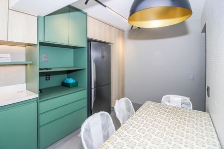 Apartamento para alugar com 172m², 4 quartos e 3 vagas Apartamento para alugar com 172m², 4 quartos e 3 vagasCozinha