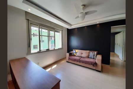 Sala  de apartamento para alugar com 1 quarto, 34m² em Santo Antônio, Porto Alegre