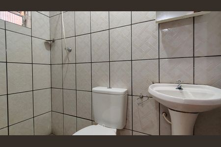 Casa para alugar com 43m², 1 quarto e sem vaga