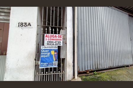 Casa para alugar com 43m², 1 quarto e sem vaga