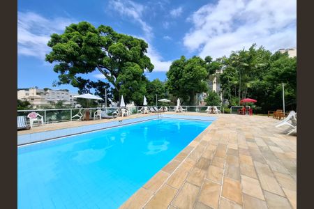 Apartamento para alugar com 111m², 2 quartos e 1 vagaÁrea comum- Piscina 