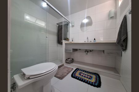 Apartamento para alugar com 111m², 2 quartos e 1 vagaBanheiro da suíte 