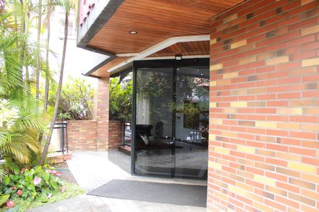 Apartamento à venda com 45m², 1 quarto e 1 vagaFachada