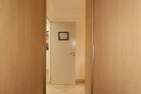Apartamento à venda com 240m², 3 quartos e 3 vagasQuarto 1 - Closet