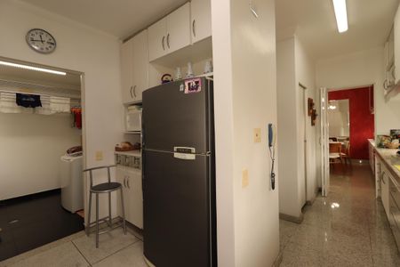 Apartamento à venda com 240m², 3 quartos e 3 vagasCozinha