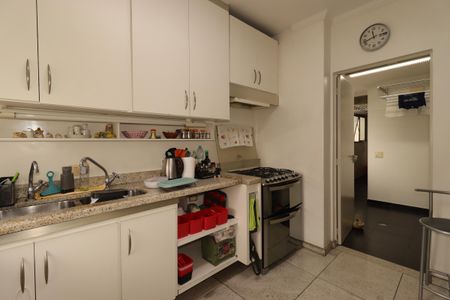Apartamento à venda com 240m², 3 quartos e 3 vagasCozinha