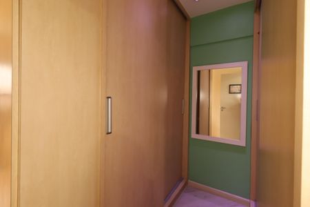 Apartamento à venda com 240m², 3 quartos e 3 vagasQuarto 1 - Closet