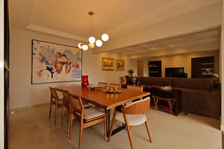 Apartamento à venda com 240m², 3 quartos e 3 vagasSala de Jantar