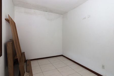 Quarto 2  de apartamento à venda com 2 quartos, 55m² em São Sebastião, Porto Alegre