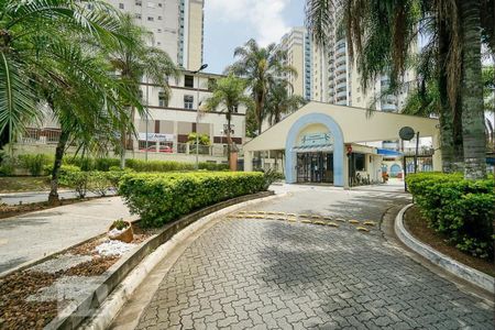 Apartamento para alugar com 67m², 2 quartos e 1 vaga Apartamento para alugar com 67m², 2 quartos e 1 vagaFachada