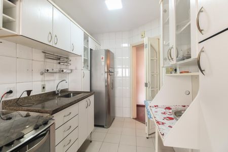 Apartamento para alugar com 67m², 2 quartos e 1 vaga Apartamento para alugar com 67m², 2 quartos e 1 vagaCozinha