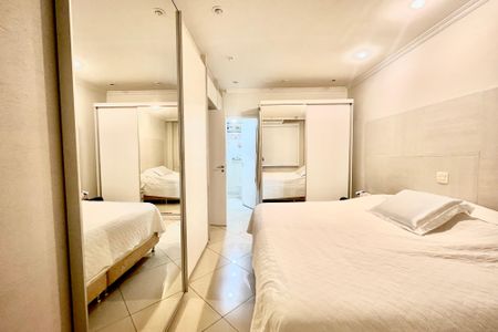 Apartamento à venda com 200m², 3 quartos e 1 vagaSuite 