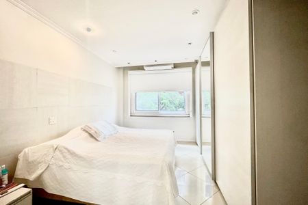 Apartamento à venda com 200m², 3 quartos e 1 vagaSuite 