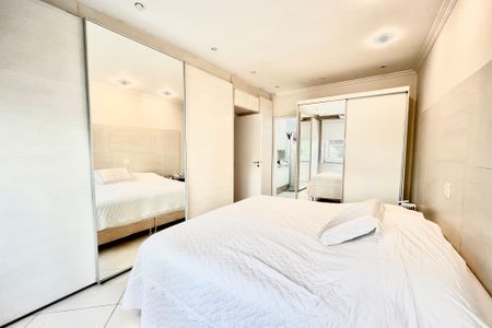 Apartamento à venda com 200m², 3 quartos e 1 vagaSuite 