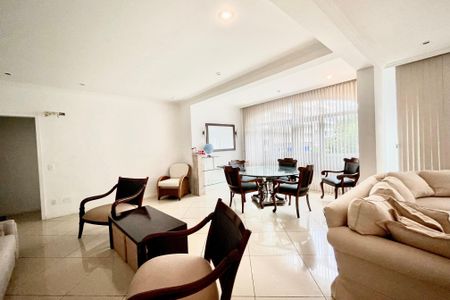 Apartamento à venda com 200m², 3 quartos e 1 vagaSala 