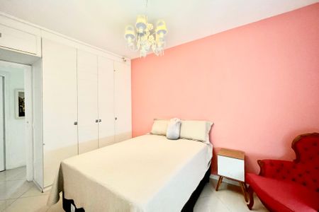 Apartamento à venda com 200m², 3 quartos e 1 vagaQuarto 1