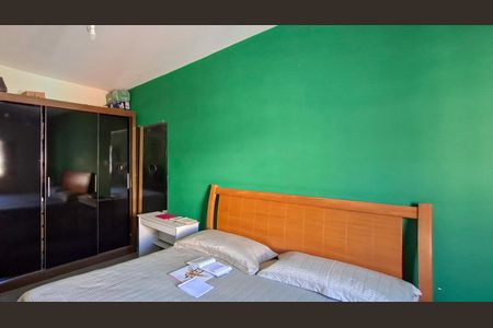 Apartamento à venda com 82m², 3 quartos e sem vagaQuarto