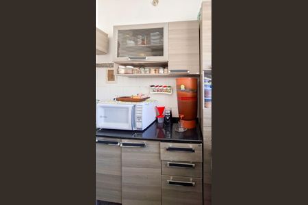 Apartamento à venda com 82m², 3 quartos e sem vagaCozinha e Área de Serviço