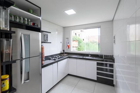 Apartamento para alugar com 120m², 3 quartos e 1 vaga Apartamento para alugar com 120m², 3 quartos e 1 vagaCozinha