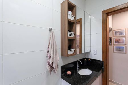 Apartamento para alugar com 120m², 3 quartos e 1 vaga Apartamento para alugar com 120m², 3 quartos e 1 vagaBanheiro social