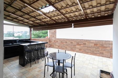 Apartamento para alugar com 120m², 3 quartos e 1 vaga Apartamento para alugar com 120m², 3 quartos e 1 vagaCobertura